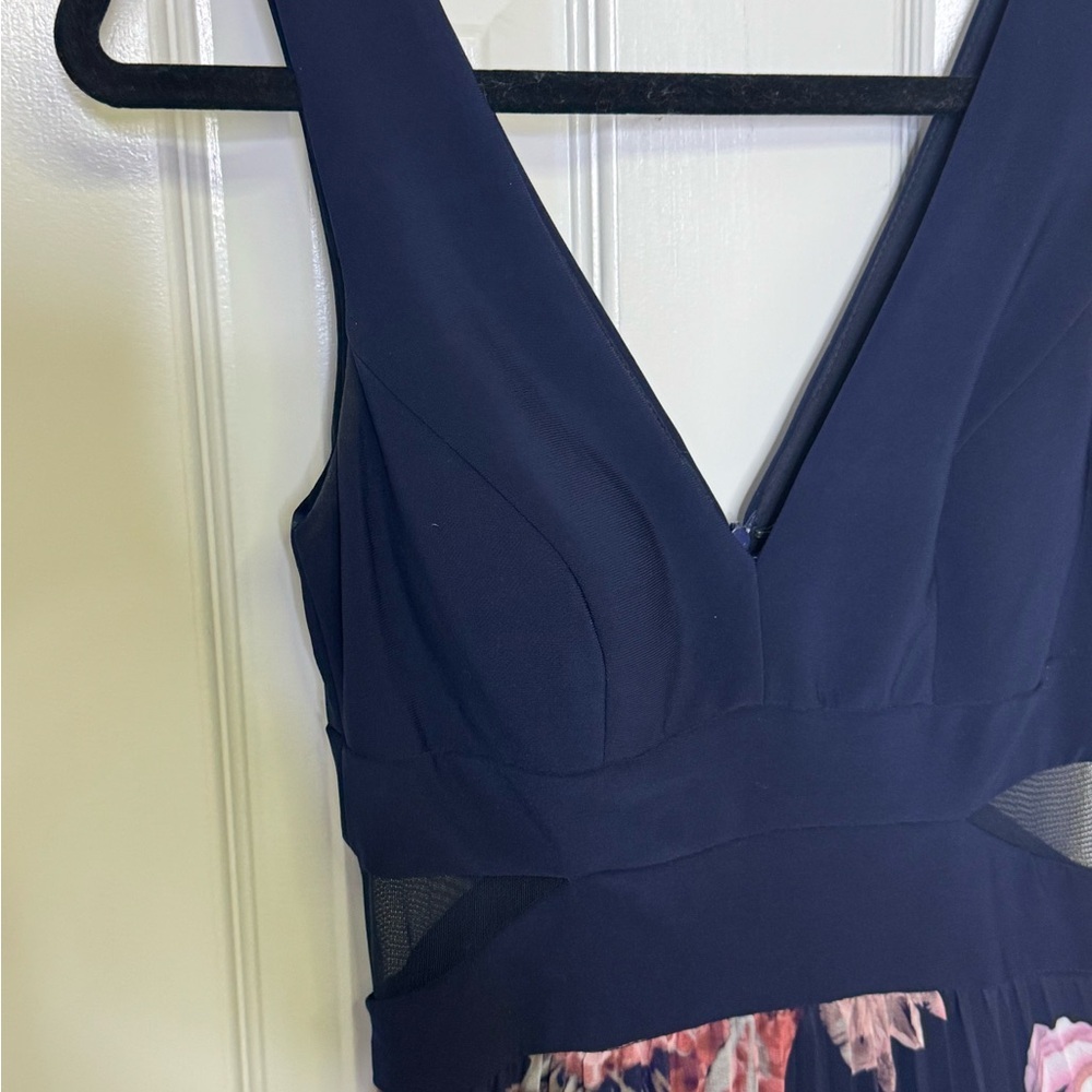 Xscape Black and Pink Pleated Gown with V-neck for Wedding Guest - Picture 5 of 9